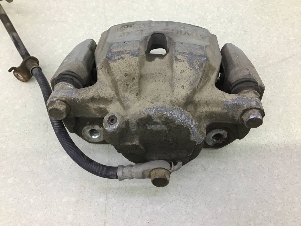 Суппорт передний левый Toyota Rav 4 (A30) 2006-2013