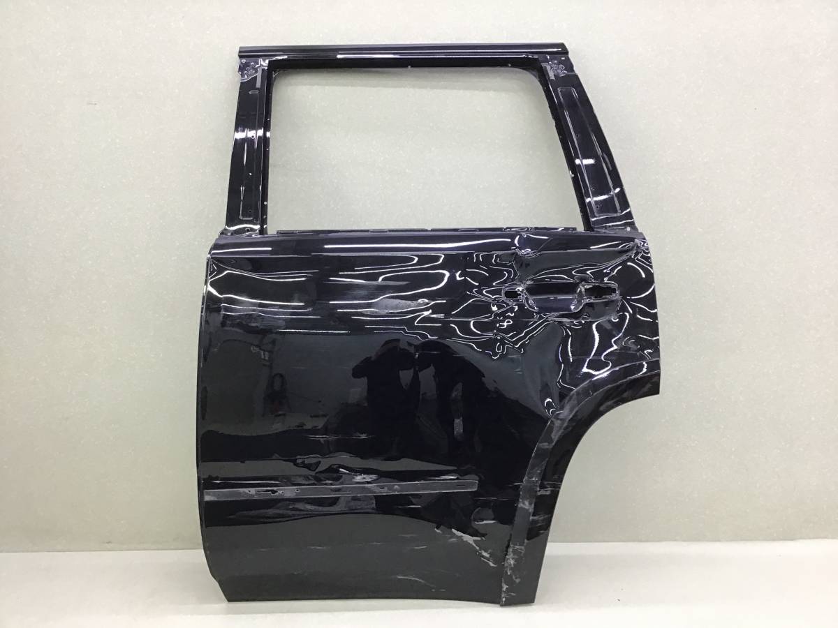 Дверь задняя левая Chevrolet Tahoe 4 (K2UC) 2014-2021 Дверь задняя левая Chevrolet Tahoe 4 (K2UC) 2014-2021