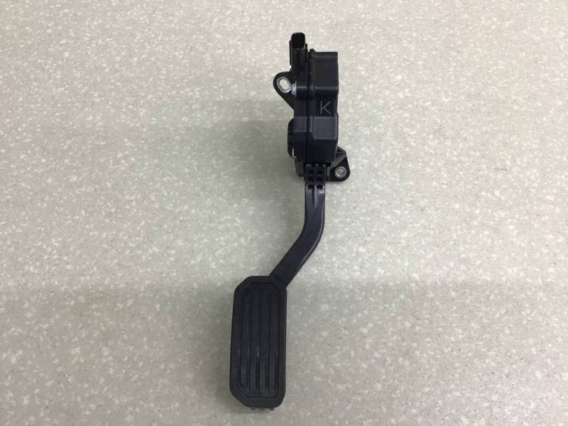 Педаль газа Toyota Highlander (U40) 2007-2013 Педаль газа Toyota Highlander (U40) 2007-2013