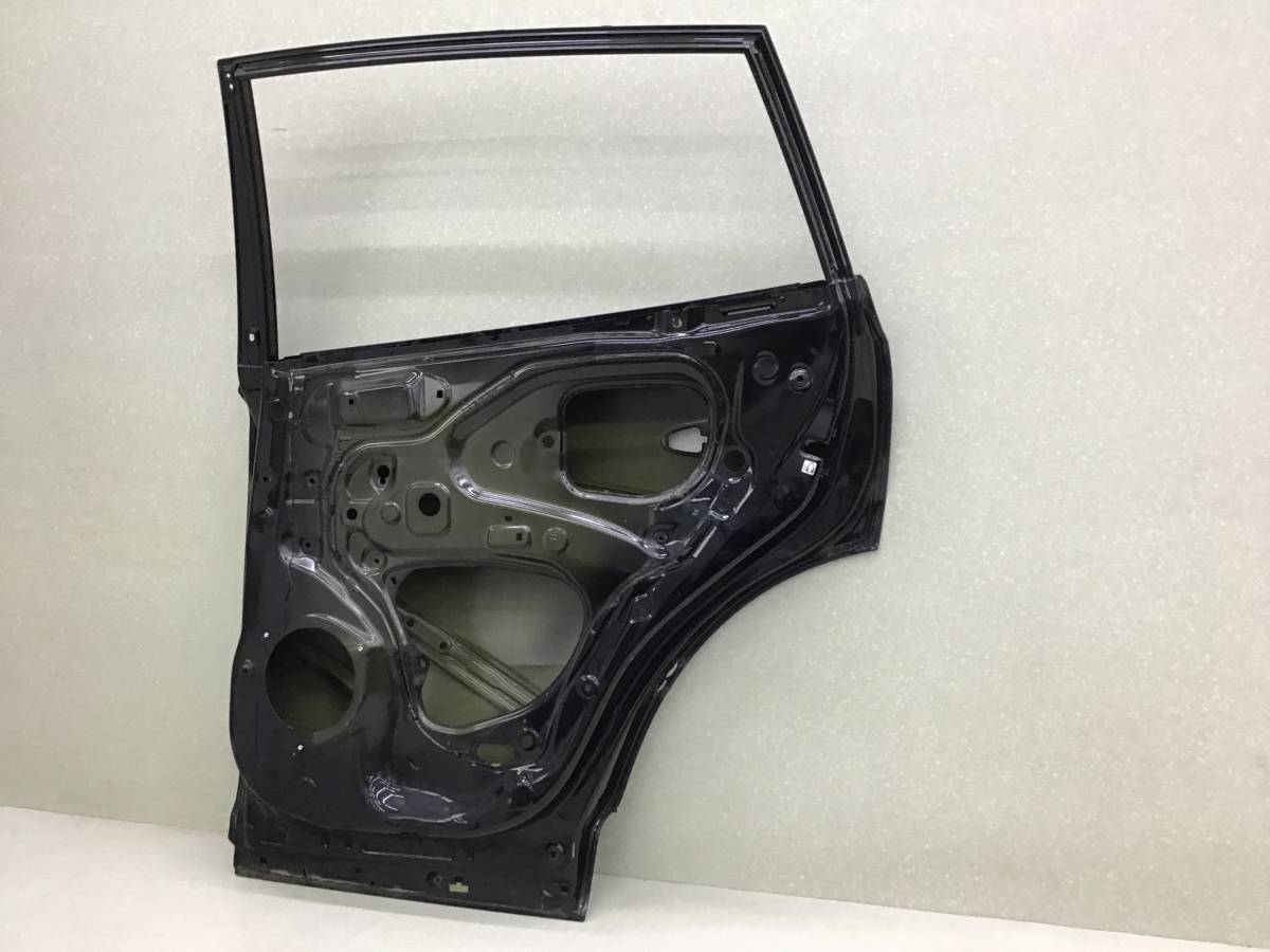 Дверь задняя правая Toyota Rav 4 (A40) 2013> Дверь задняя правая Toyota Rav 4 (A40) 2013>