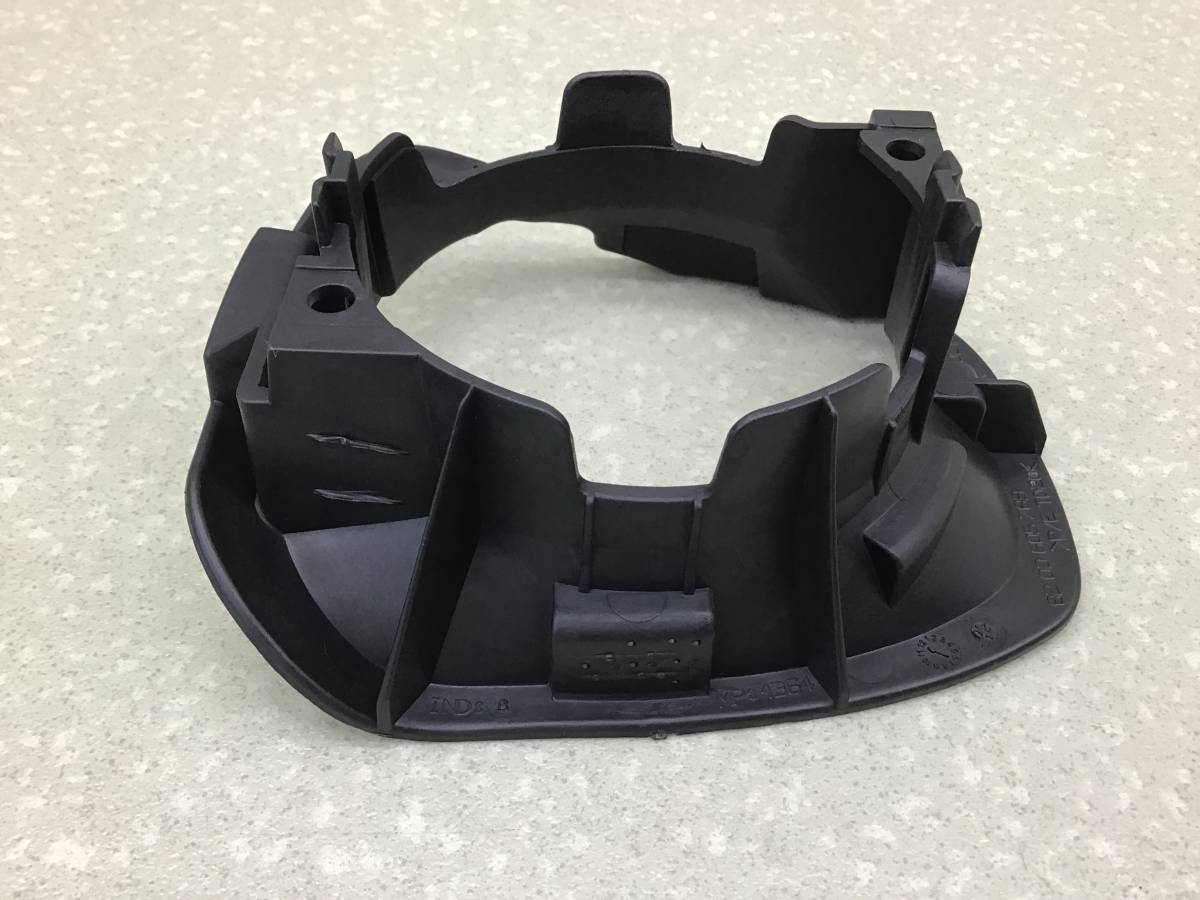 Кронштейн фары противотуманной правой Renault Duster (HS) 2010-2021 Кронштейн фары противотуманной правой Renault Duster (HS) 2010-2021