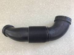 Патрубок воздушного фильтра Audi Q7 (4L) 2005-2015