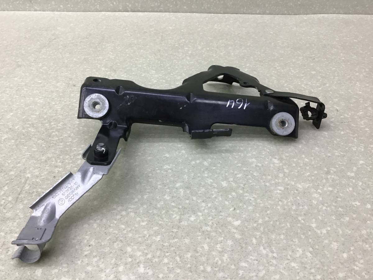Кронштейн (сопут. товар) BMW X1 E84 2009-2015 Кронштейн (сопут. товар) BMW X1 E84 2009-2015