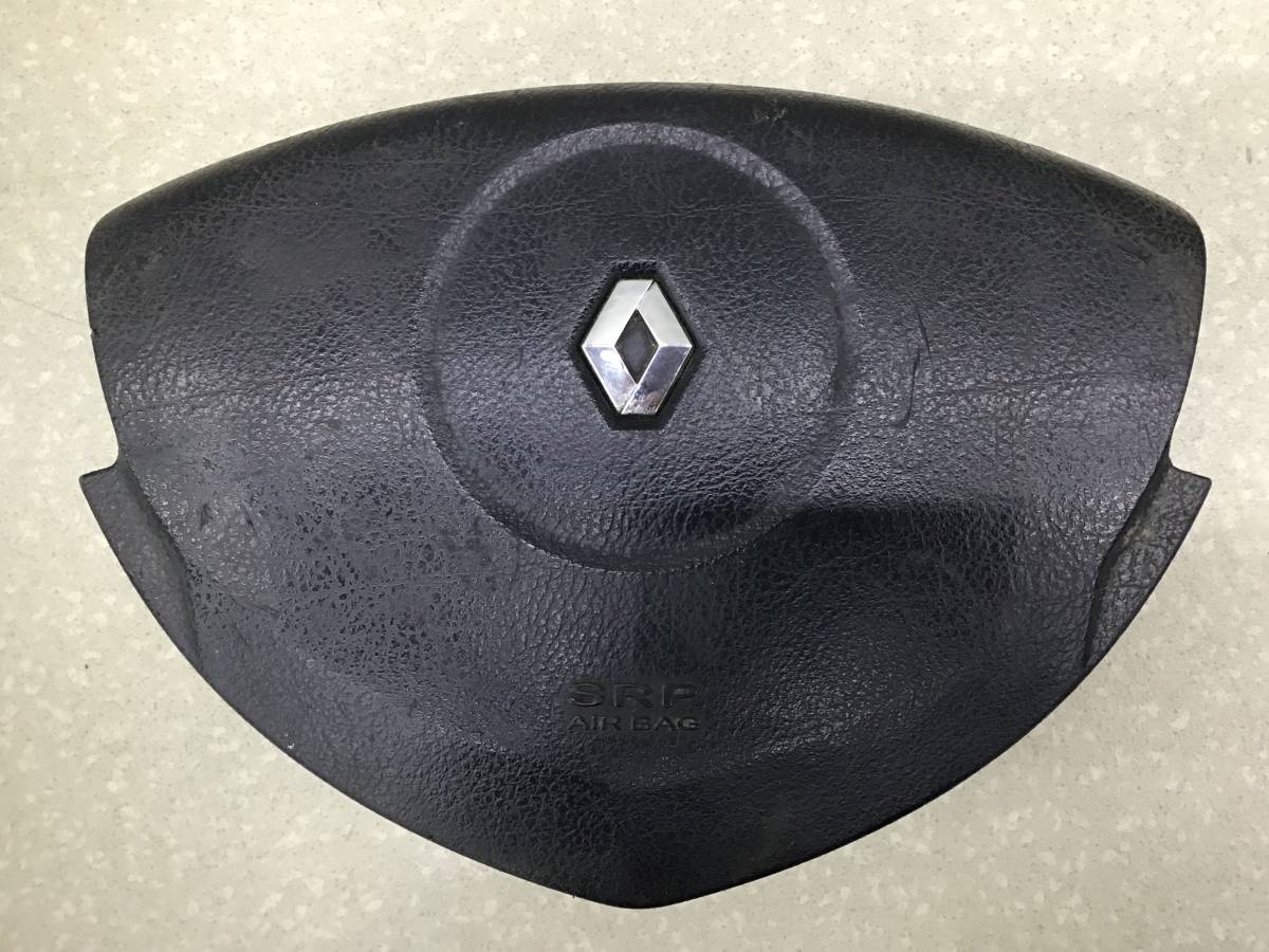 Подушка безопасности в рулевое колесо Renault Clio (2) 1998-2008 Подушка безопасности в рулевое колесо Renault Clio (2) 1998-2008