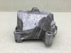 Кронштейн КПП левый Skoda Yeti (5L) 2009-2018