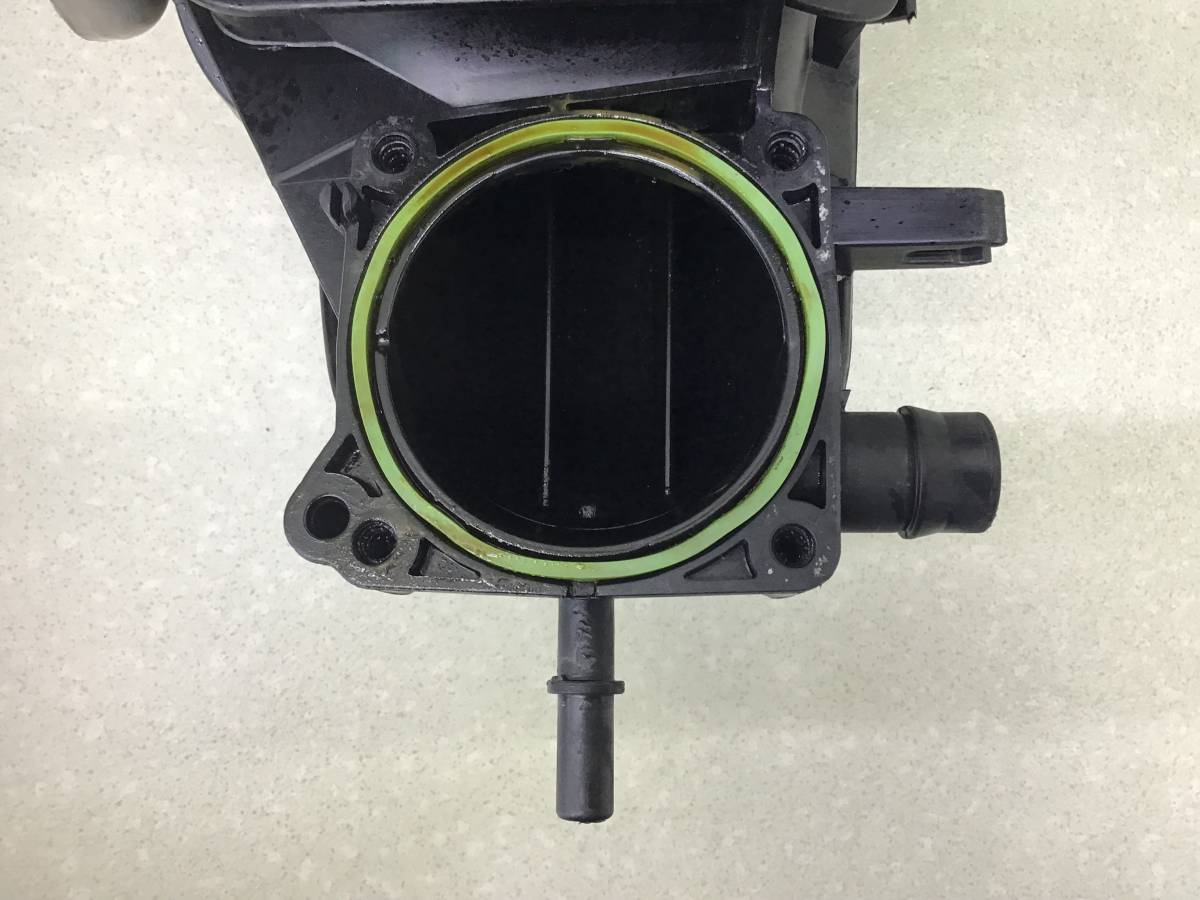 Коллектор впускной Volkswagen Polo Sed 5 (6C1) 2010-2020 Коллектор впускной Volkswagen Polo Sed 5 (6C1) 2010-2020