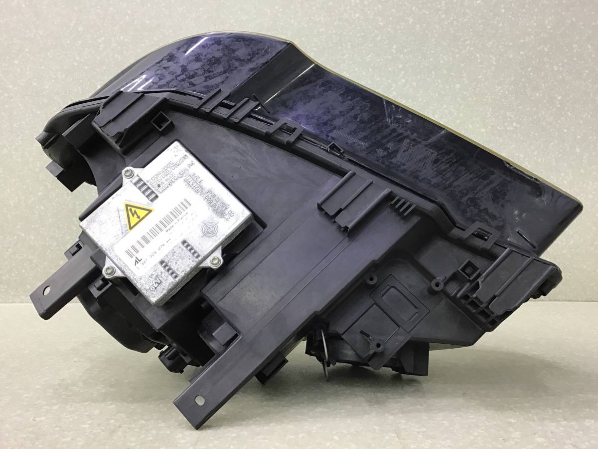 Фара правая BMW X3 E83 2004-2010 Фара правая BMW X3 E83 2004-2010