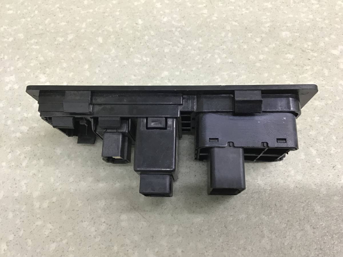 Блок кнопок Geely MK Cross (5AFE) 2011-2016 Блок кнопок Geely MK Cross (5AFE) 2011-2016