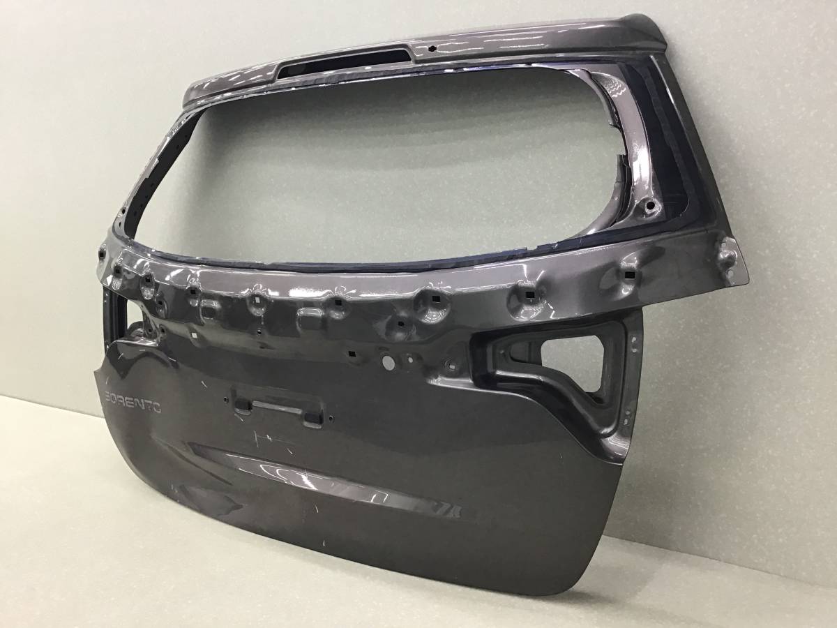 Дверь багажника Kia Sorento (XM) 2009-2021 Дверь багажника Kia Sorento (XM) 2009-2021