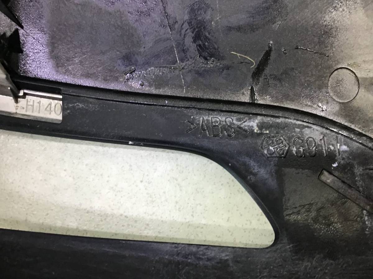 Накладка зеркала левого Toyota Land Cruiser 11 (VDJ200) 2007-2021 Накладка зеркала левого Toyota Land Cruiser 11 (VDJ200) 2007-2021