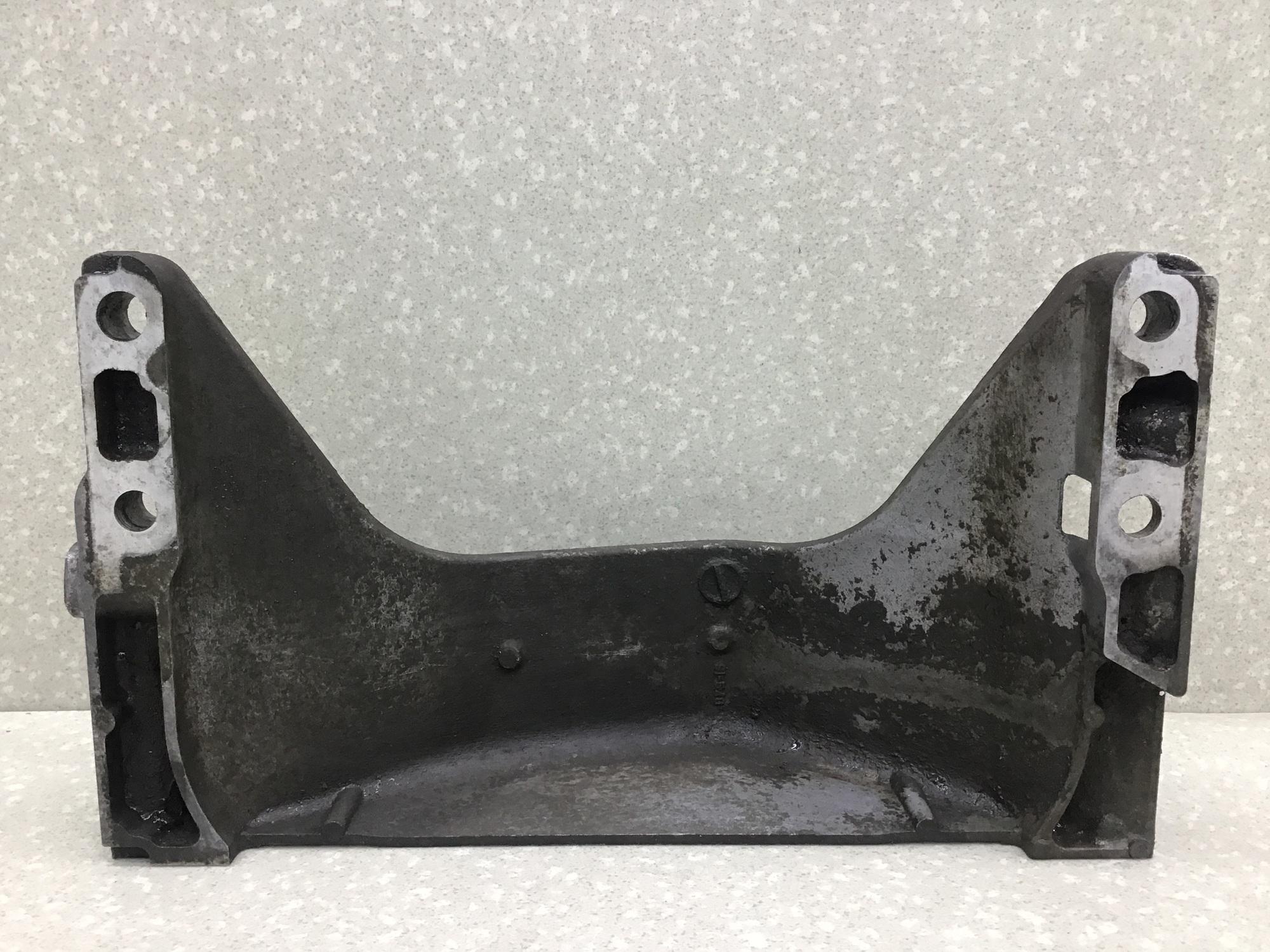 Кронштейн КПП, Suzuki Liana 2001-2007 Кронштейн КПП, Suzuki Liana 2001-2007