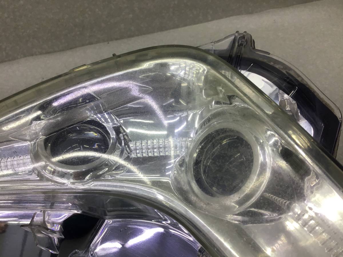 Фара противотуманная левая Lexus LX450D /570 (VDJ201) 2015-2022 Фара противотуманная левая Lexus LX450D /570 (VDJ201) 2015-2022