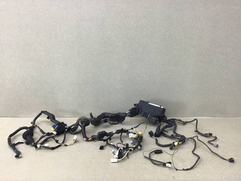 Проводка двс Toyota Corolla (ZZE150) 2006-2013 Проводка двс Toyota Corolla (ZZE150) 2006-2013