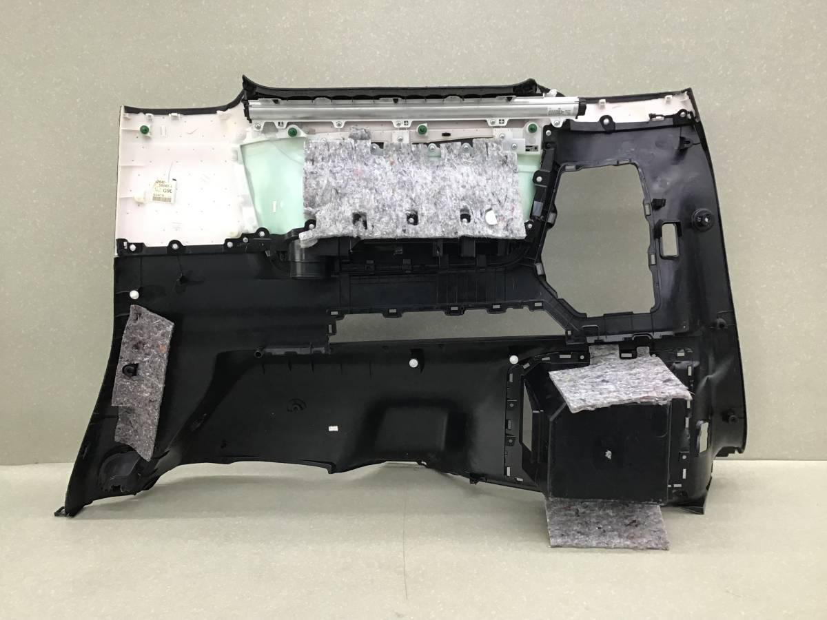 Обшивка багажника Toyota Alphard (H30) 2015>