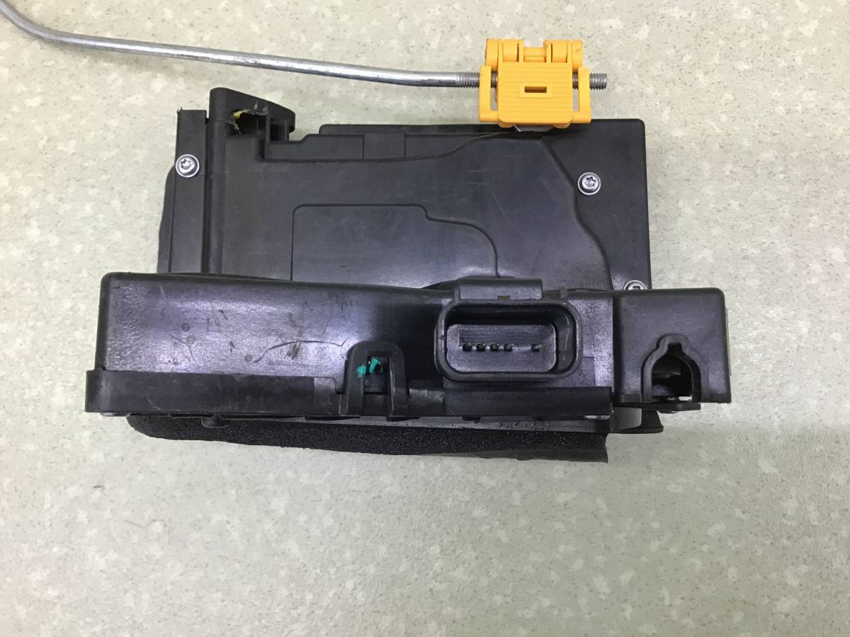 Замок двери передней левой Chevrolet Cobalt (T250) 2011-2015 Замок двери передней левой Chevrolet Cobalt (T250) 2011-2015