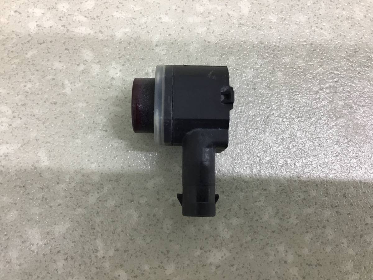 Датчик парковки Volkswagen Passat B6 2005-2010 Датчик парковки Volkswagen Passat B6 2005-2010