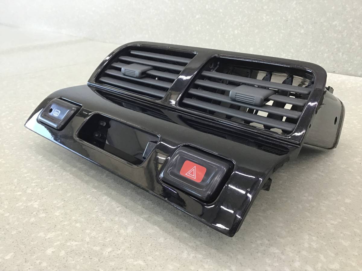 Накладка торпедо Nissan Cefiro (A32) 1994-1999 Накладка торпедо Nissan Cefiro (A32) 1994-1999