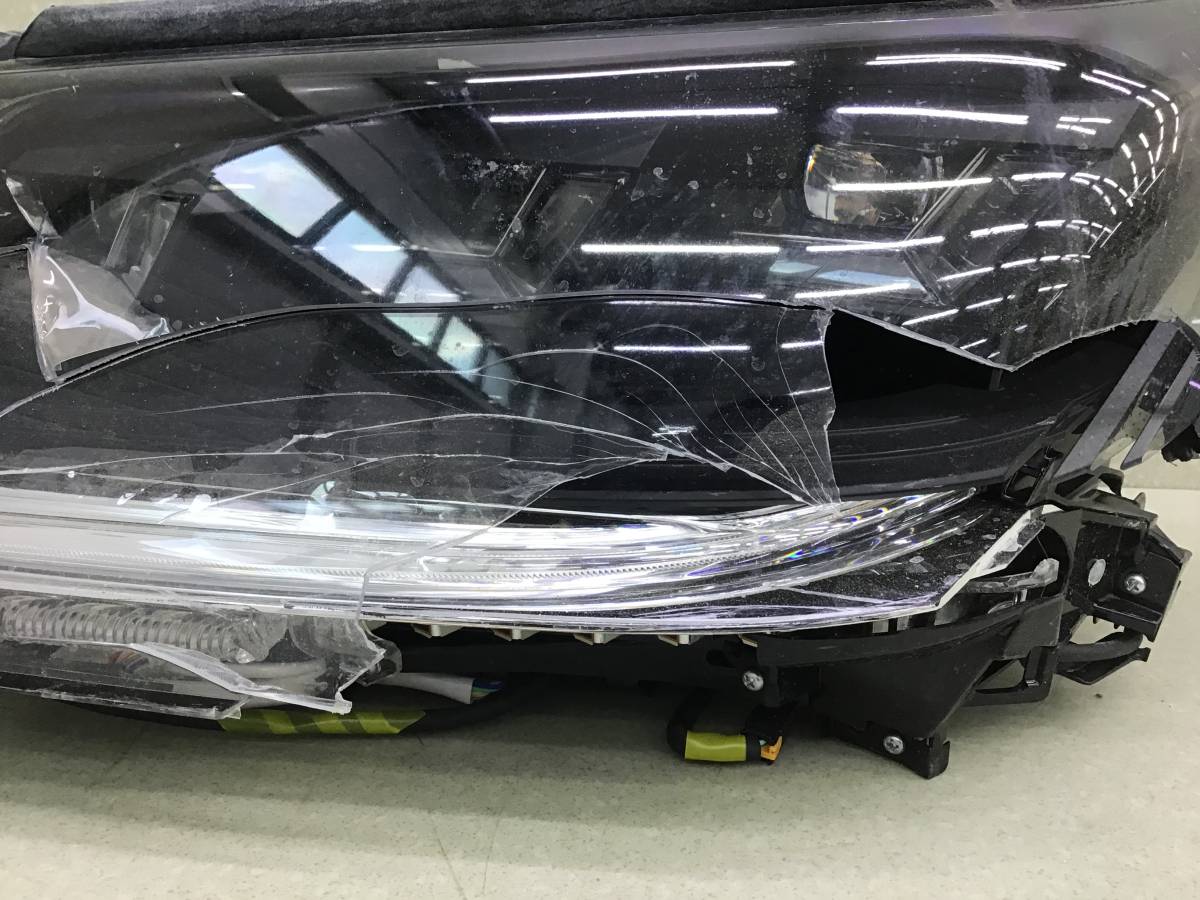 Фара левая Lexus LX450D /570 (VDJ201) 2015-2022 Фара левая Lexus LX450D /570 (VDJ201) 2015-2022