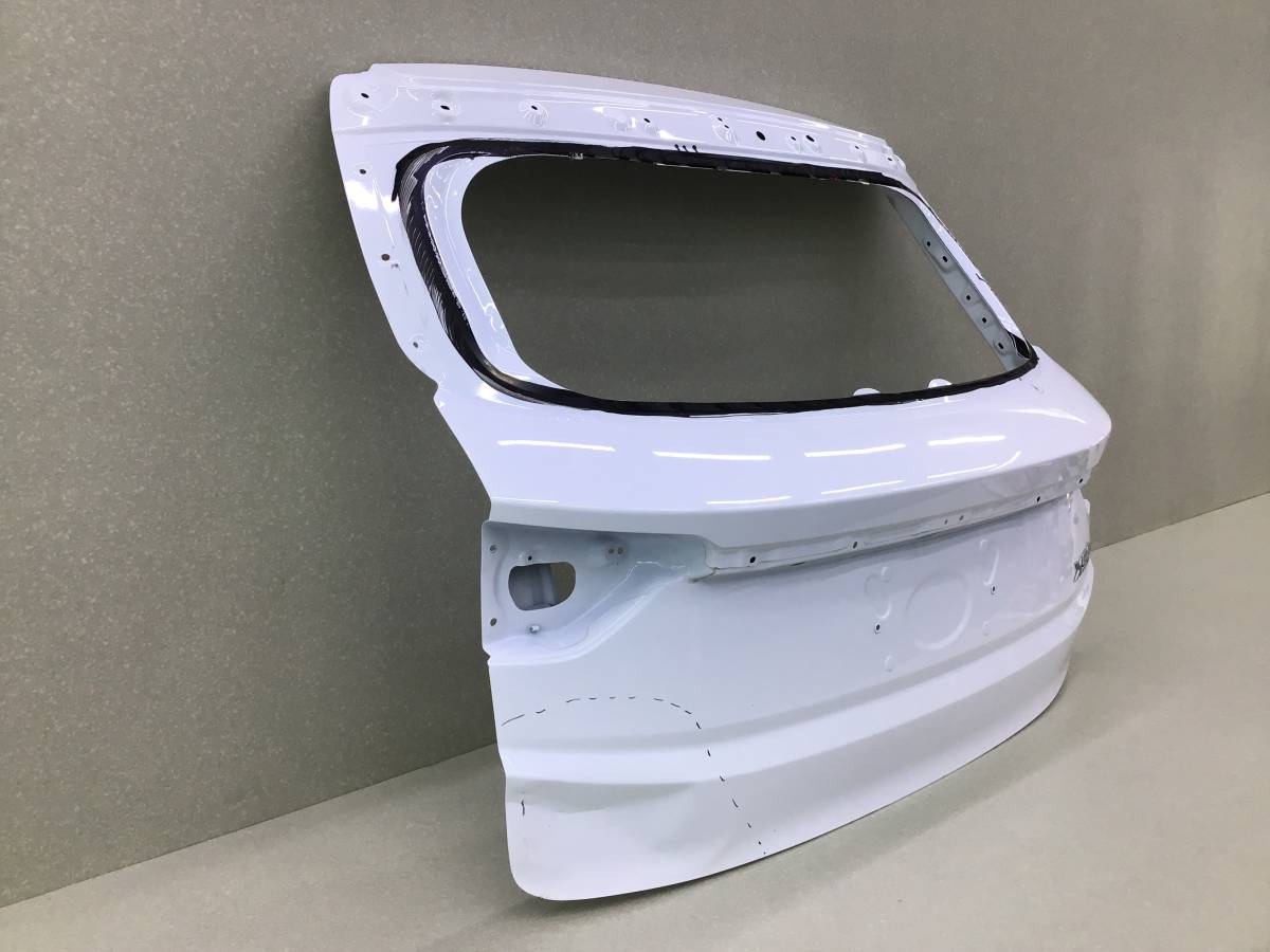 Дверь багажника Geely Coolray SX11 2018> Дверь багажника Geely Coolray SX11 2018>