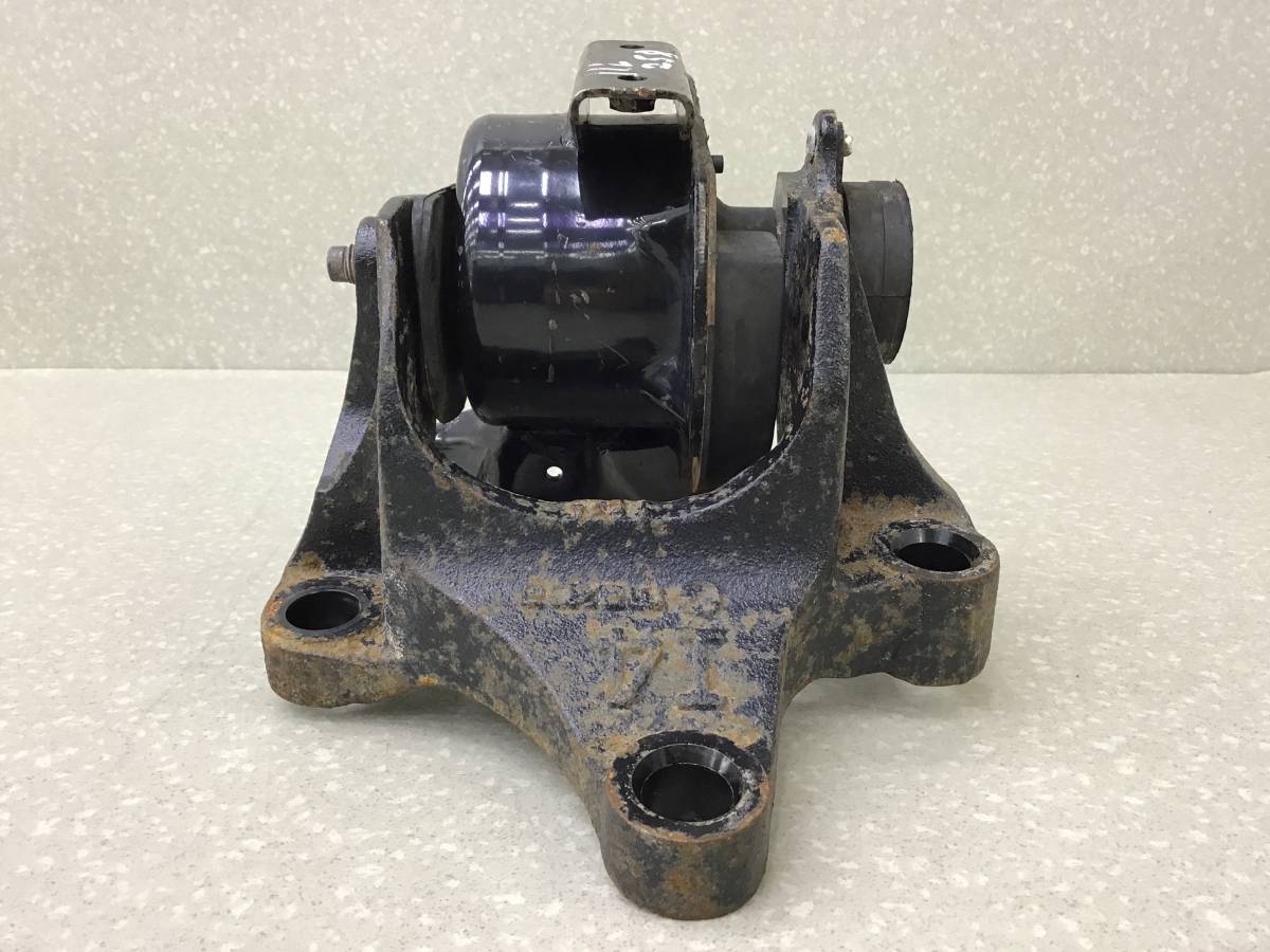 Опора КПП левая Mazda CX-7 (ER) 2006-2012 Опора КПП левая Mazda CX-7 (ER) 2006-2012