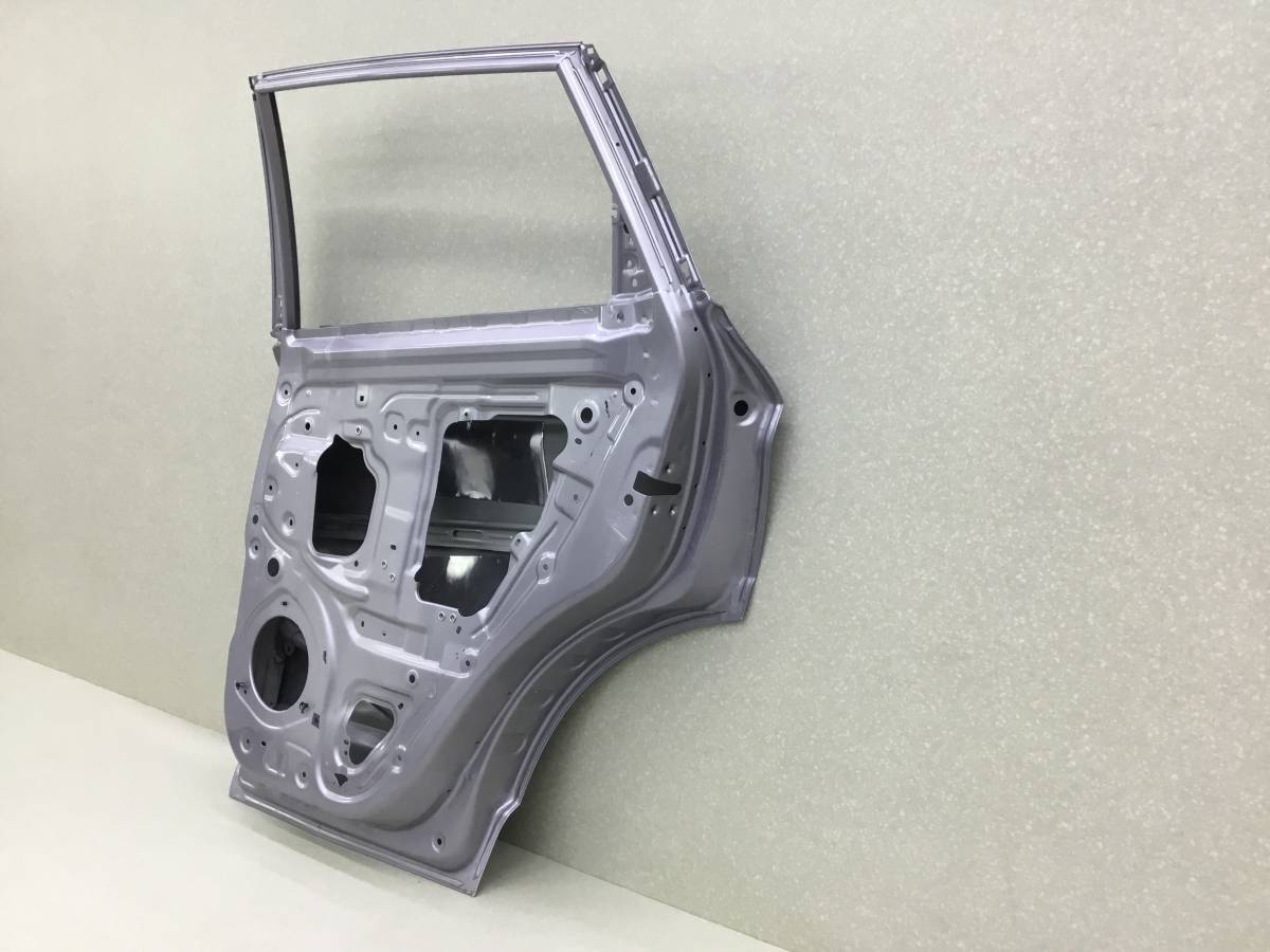 Дверь задняя правая Geely Coolray SX11 2018> Дверь задняя правая Geely Coolray SX11 2018>