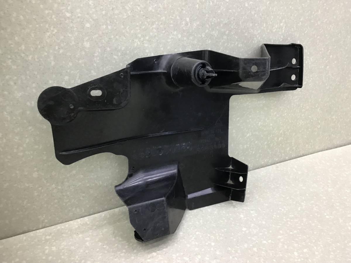 Пыльник (кузов наружные) Mazda Mazda 3 (BK) 2002-2009