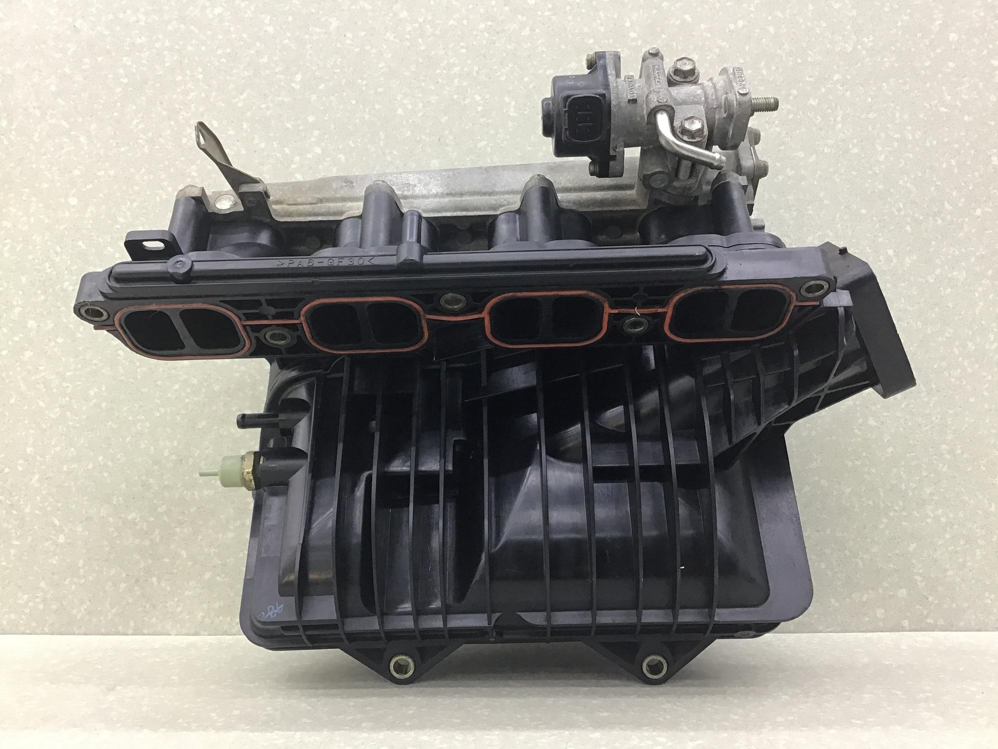 Коллектор впускной, Toyota RAV 4 2000-2005 Коллектор впускной, Toyota RAV 4 2000-2005
