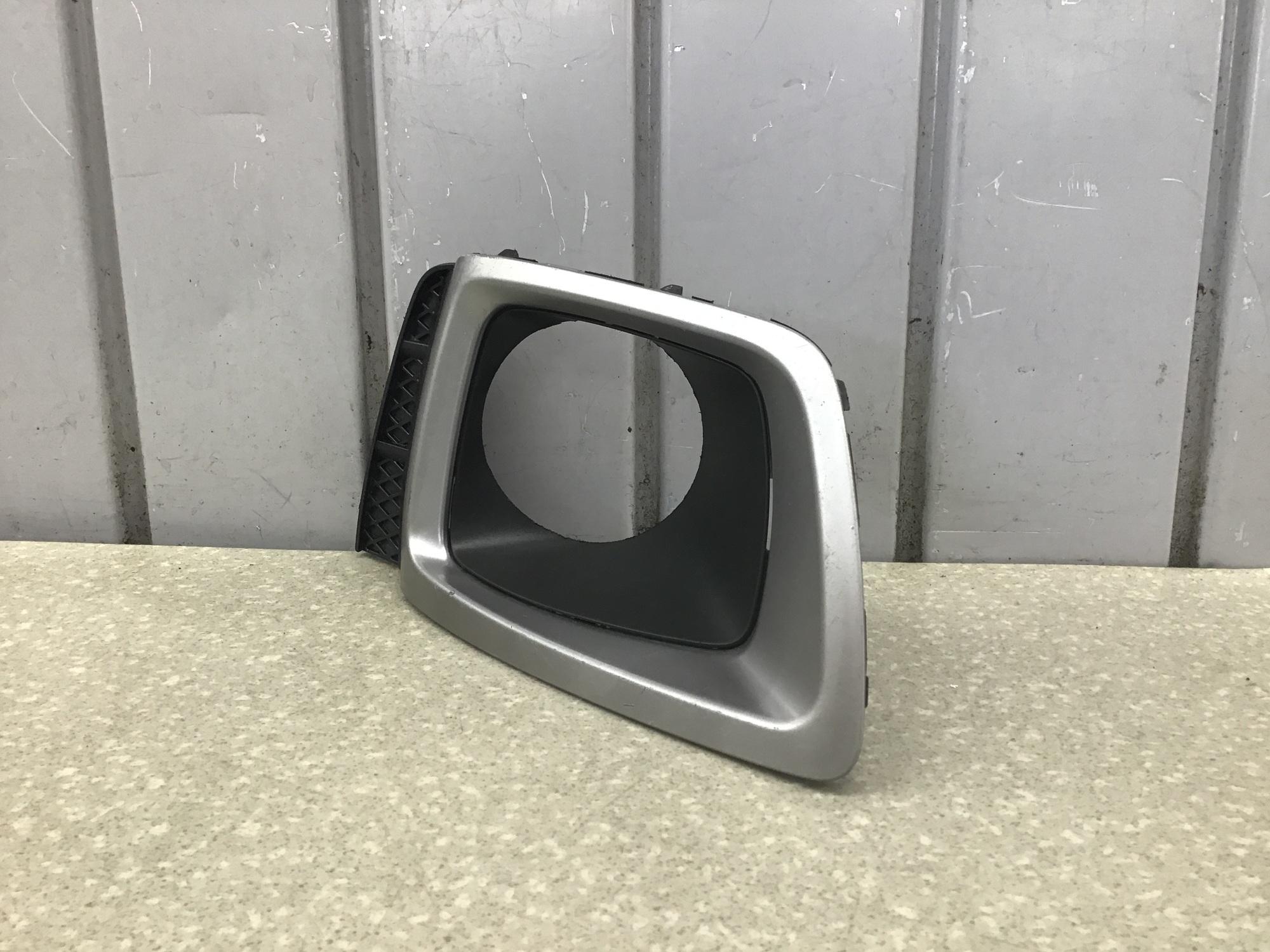 Рамка противотуманой фары левой, Subaru Forester (S13) 2012-2019 Рамка противотуманой фары левой, Subaru Forester (S13) 2012-2019