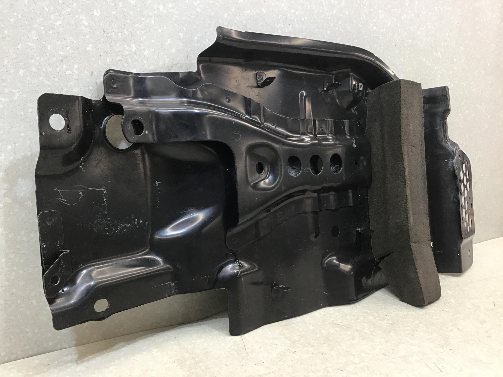 Защита картера Toyota Land Cruiser 11 (VDJ200) 2007-2021