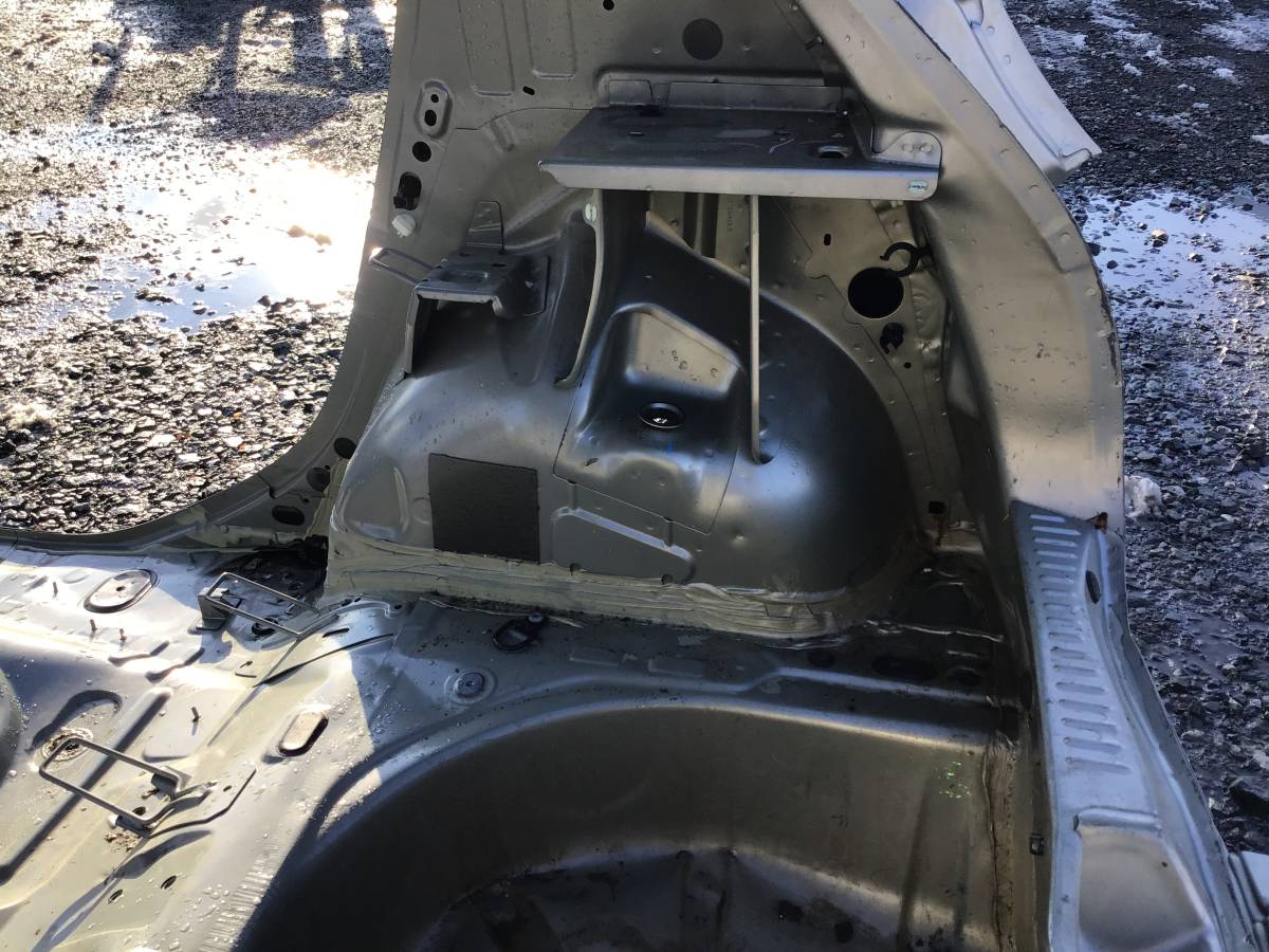 Крыло заднее правое Renault Sandero 2 (5S) 2012-2022