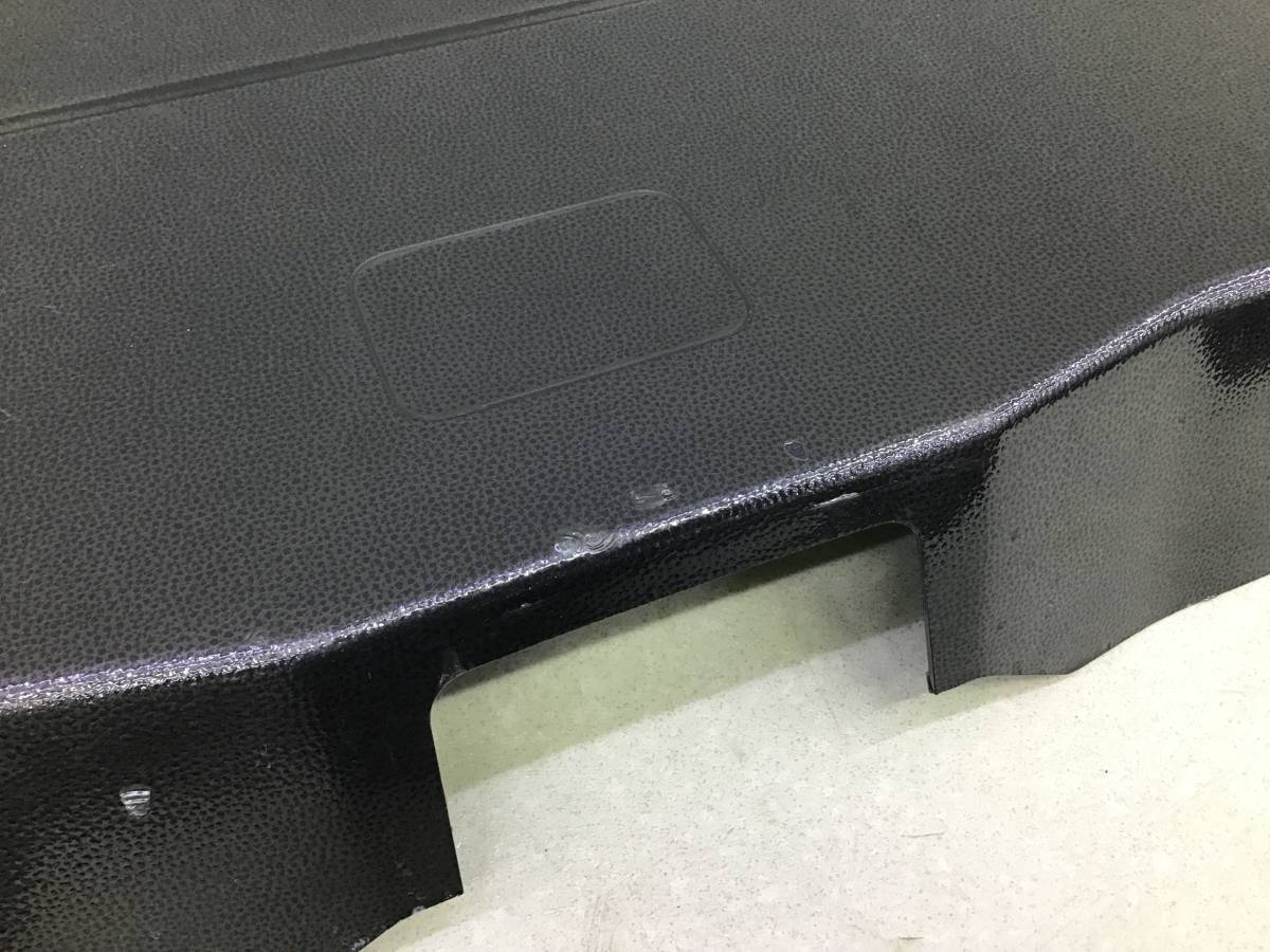 Обшивка двери багажника Toyota Land Cruiser (J300) 2021>