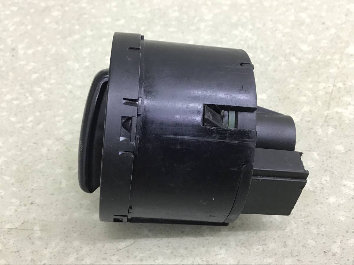 Переключатель света фар Volkswagen Passat B6 2005-2010 Переключатель света фар Volkswagen Passat B6 2005-2010