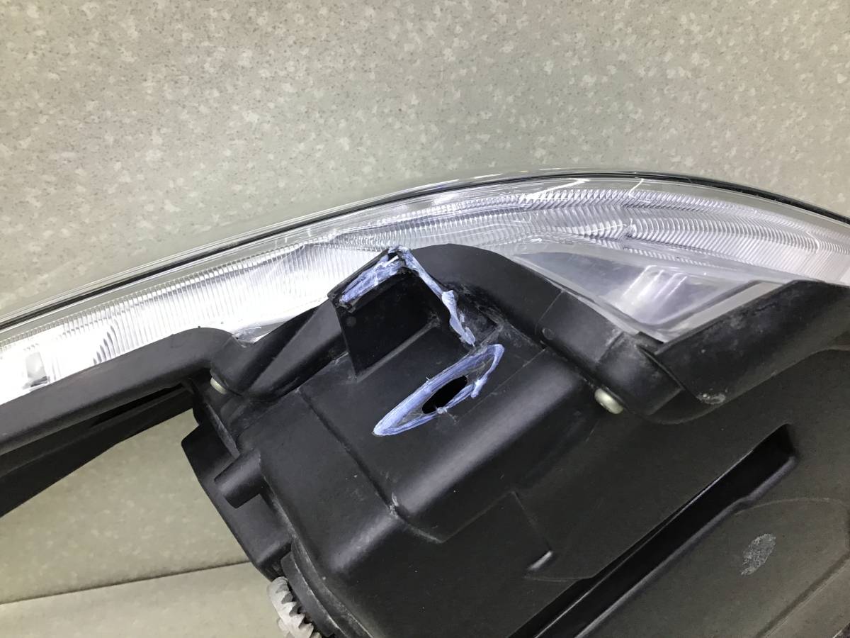 Фара правая Toyota Fortuner (GUN156, TGN156) 2015-н.в. Фара правая Toyota Fortuner (GUN156, TGN156) 2015-н.в.