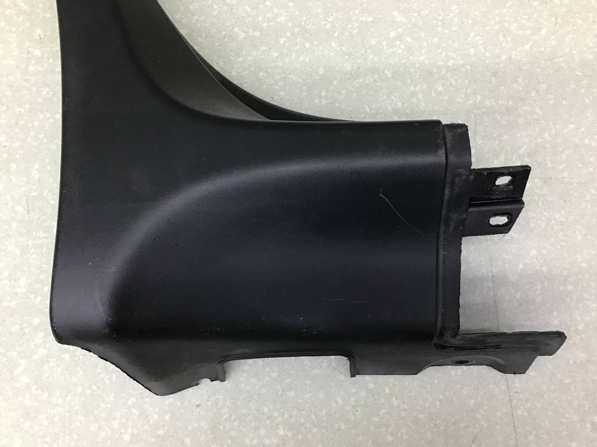 Накладка заднего крыла правого BMW X5 E53 2000-2007 Накладка заднего крыла правого BMW X5 E53 2000-2007