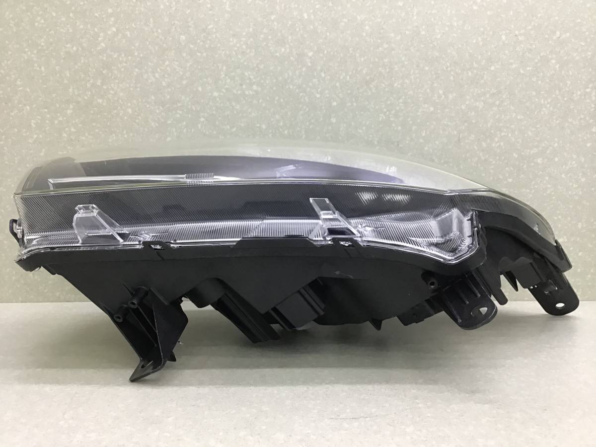 Фара левая Lada XRAY (GAB) 2015-2022 Фара левая Lada XRAY (GAB) 2015-2022