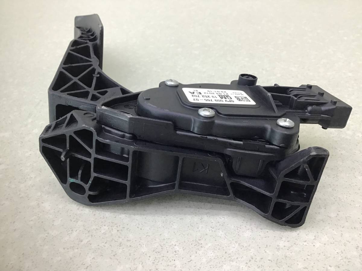 Педаль газа Chevrolet Cruze (J300) 2009-2016