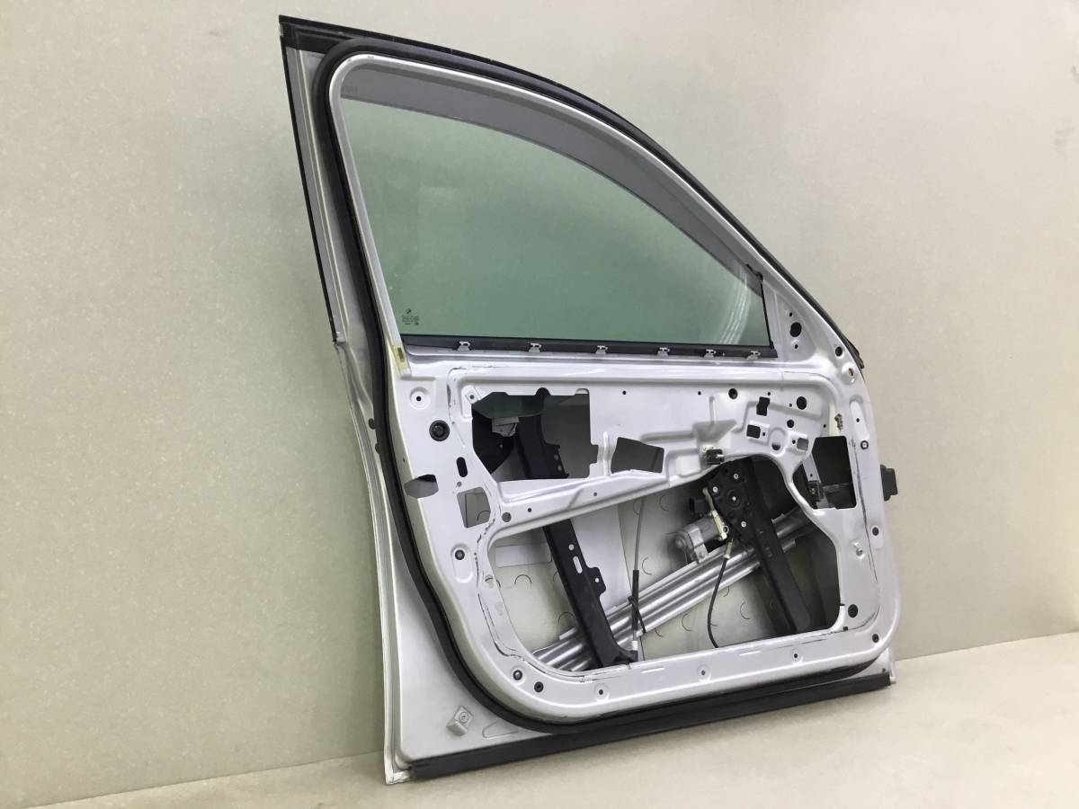 Дверь передняя левая BMW 5-series E60/E61 2003-2009 Дверь передняя левая BMW 5-series E60/E61 2003-2009