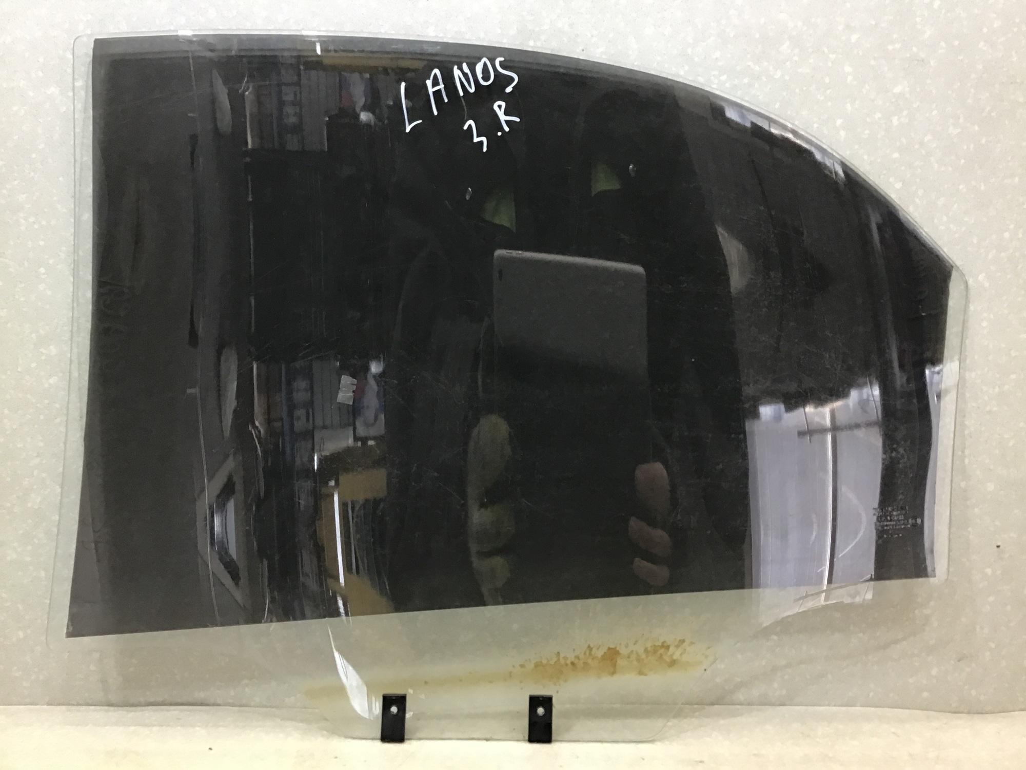 Стекло двери задней правой Chevrolet Lanos (T100) 2004-2010 Стекло двери задней правой Chevrolet Lanos (T100) 2004-2010
