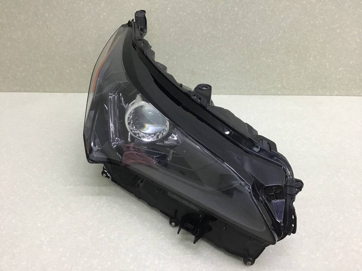 Фара правая Lexus NX 200 (ZGZ10) 2014-2021 Фара правая Lexus NX 200 (ZGZ10) 2014-2021