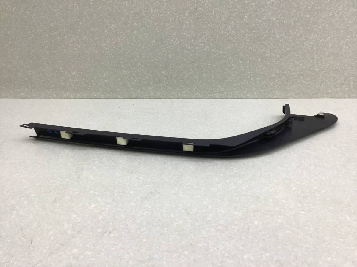 Накладка (кузов внутри) Ford Focus 3 (CB8) 2011-2019 Накладка (кузов внутри) Ford Focus 3 (CB8) 2011-2019