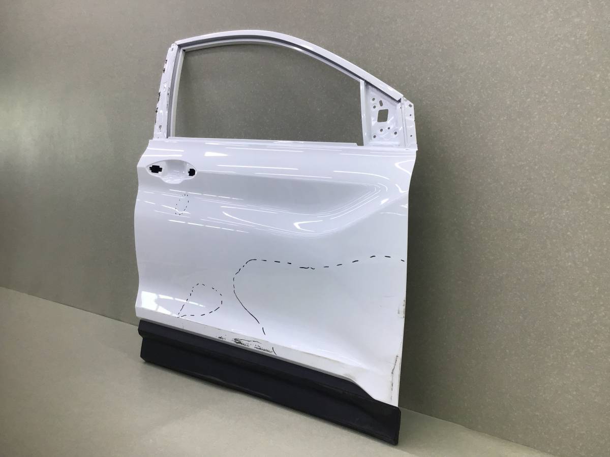 Дверь передняя правая Geely Coolray SX11 2018> Дверь передняя правая Geely Coolray SX11 2018>