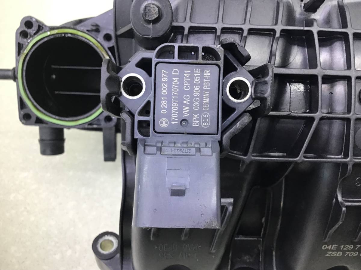 Коллектор впускной Volkswagen Polo Sed 5 (6C1) 2010-2020 Коллектор впускной Volkswagen Polo Sed 5 (6C1) 2010-2020