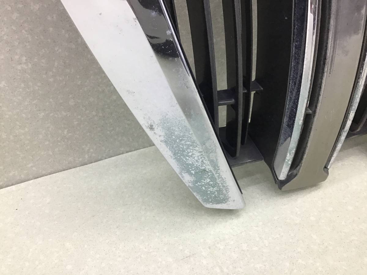 Решетка радиатора Toyota Land Cruiser Prado (J150) 2009>