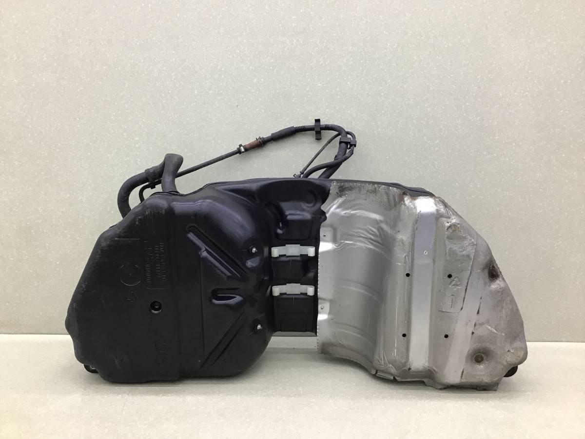 Бак топливный Lexus GS 300/400/430 (GRS190) 2005-2012 Бак топливный Lexus GS 300/400/430 (GRS190) 2005-2012