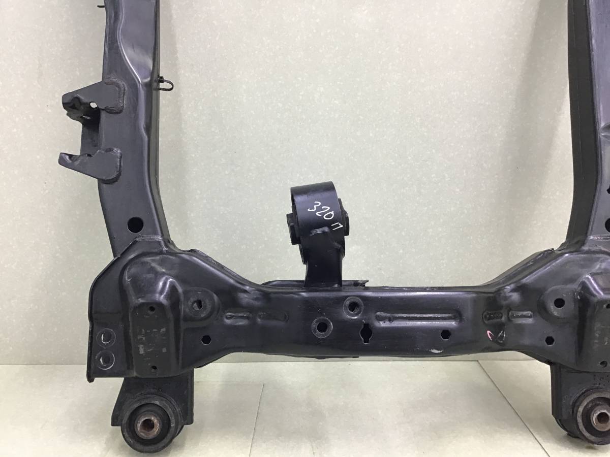 Балка под ДВС Opel Astra J (P10) 2009-2015 Балка под ДВС Opel Astra J (P10) 2009-2015