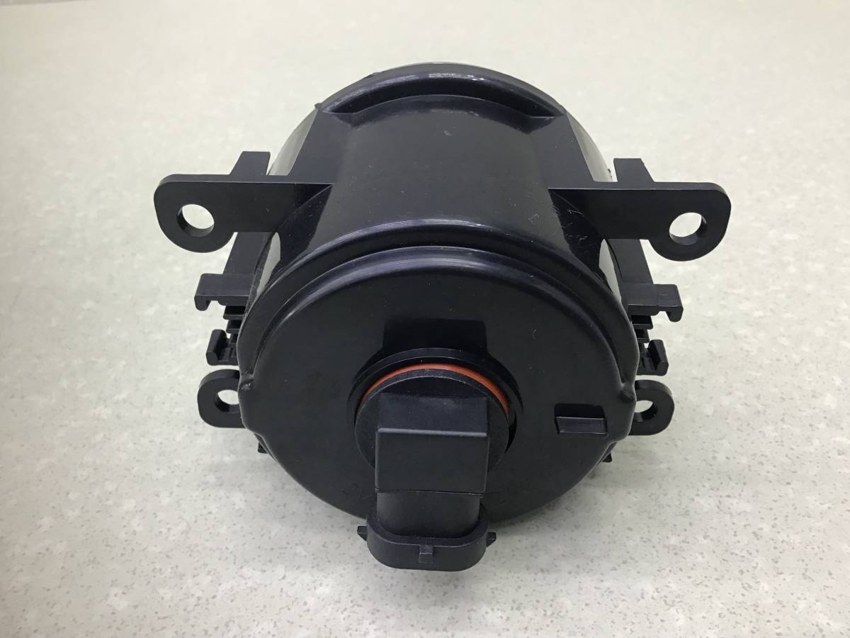 Фара противотуманная Ford Focus 2 (CB4) 2007-2011 Фара противотуманная Ford Focus 2 (CB4) 2007-2011