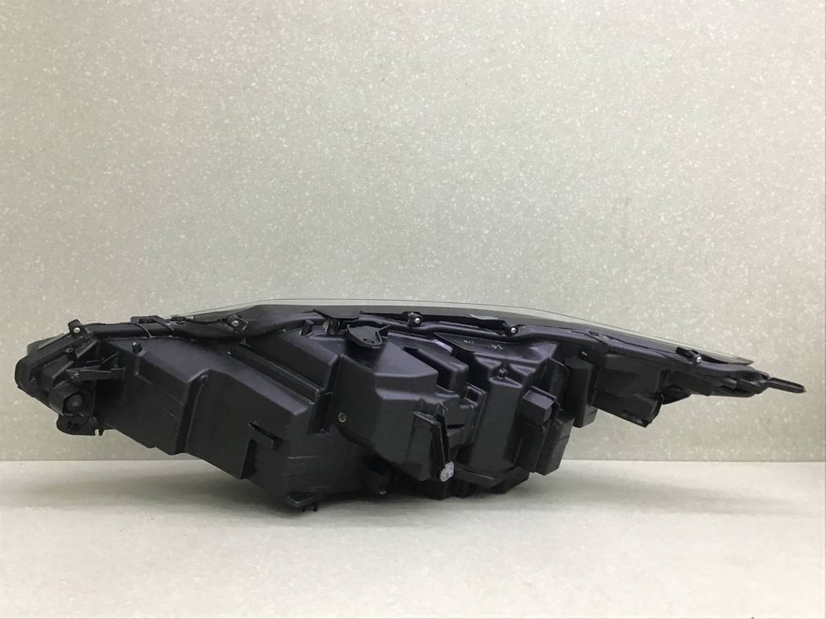 Фара правая Lexus RX 350 (AGL20W) 2015-2022 Фара правая Lexus RX 350 (AGL20W) 2015-2022
