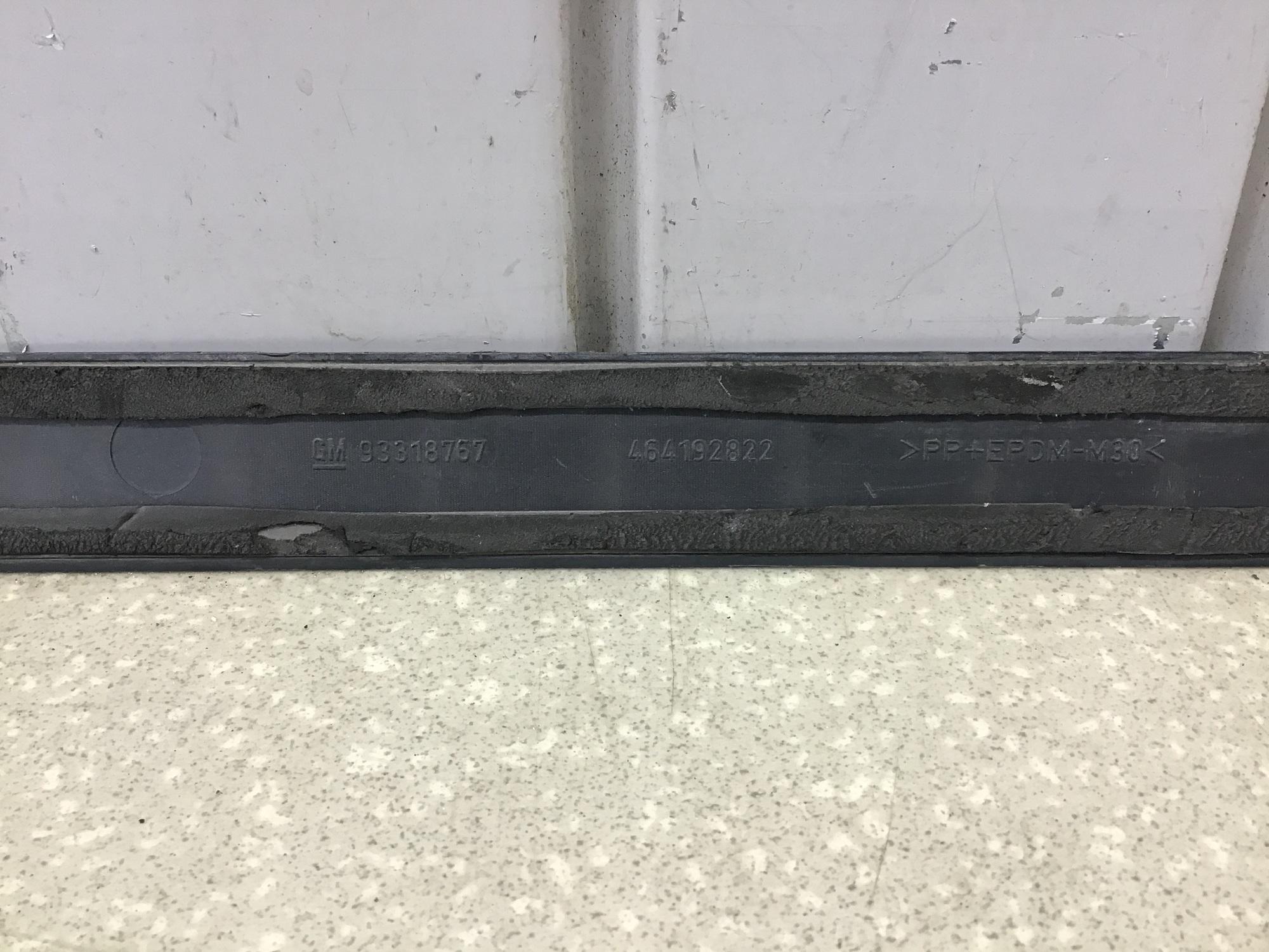 Накладка двери задней правой, Opel Meriva 2003-2010
