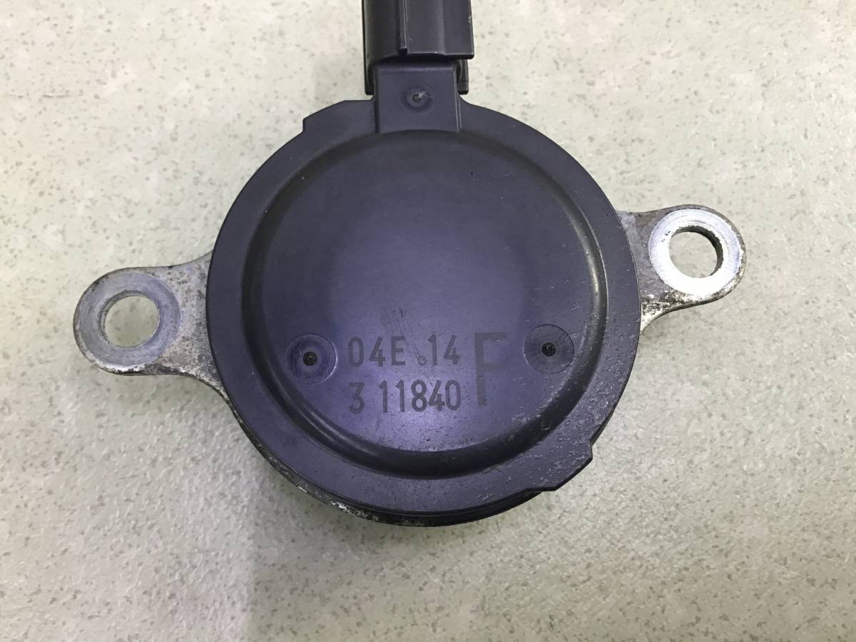 Клапан электромагн. изменения фаз ГРМ Toyota Land Cruiser (J300) 2021>