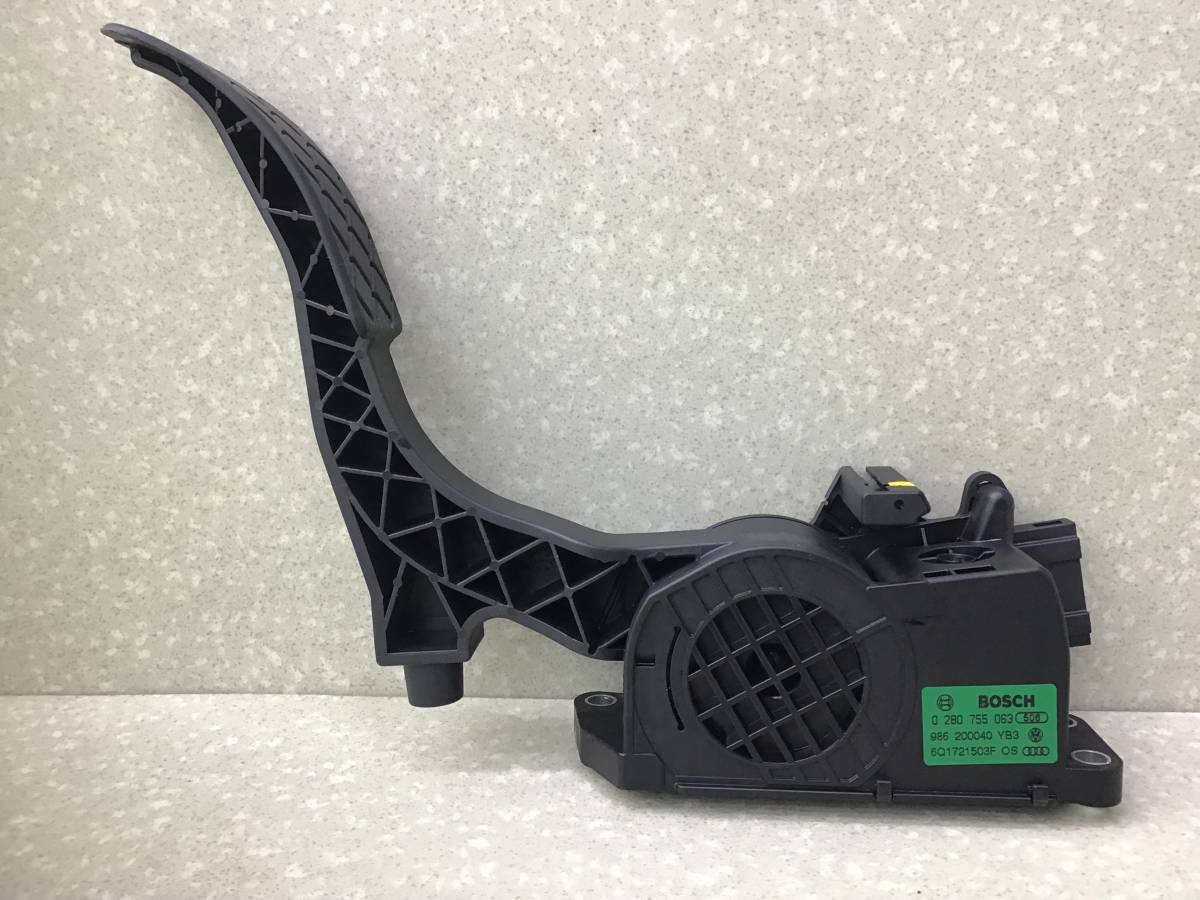 Педаль газа Skoda Fabia (5J) 2007-2014 Педаль газа Skoda Fabia (5J) 2007-2014